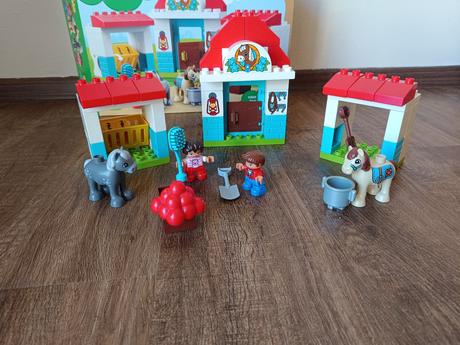 Lego duplo stáje pro poníka,