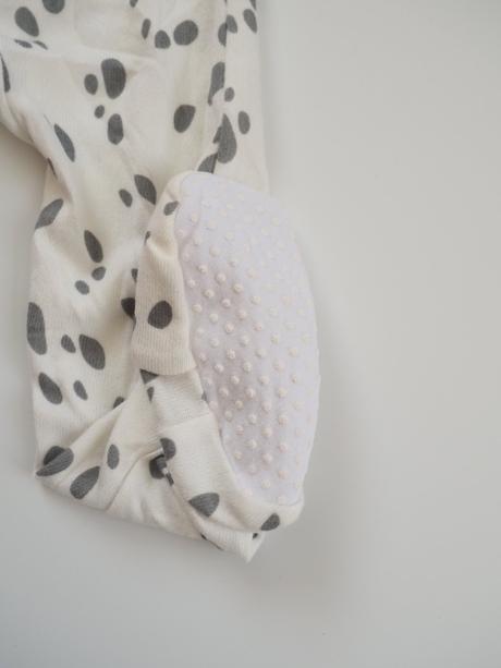 Kostým pes - dalmatin vel 86, 