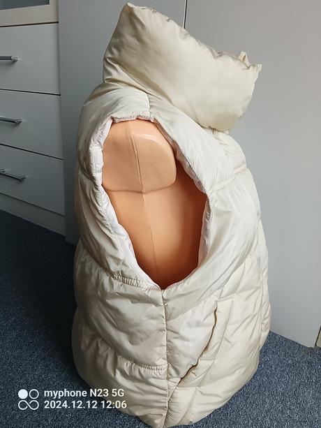 Vesta zn."reserved" vel."m", reserved,m