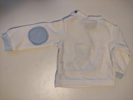 Mikina s medvídkem, 56