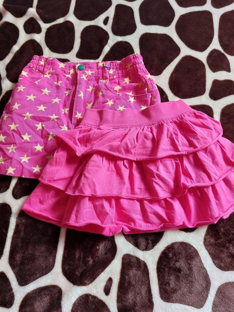 Sukně s hvězdičkami, 98