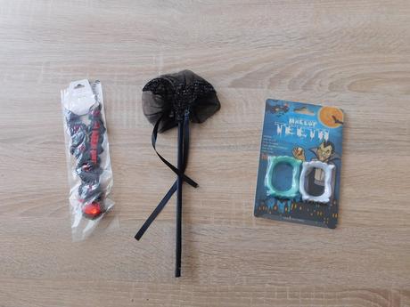 Kostým-upírka vel.110/116, 