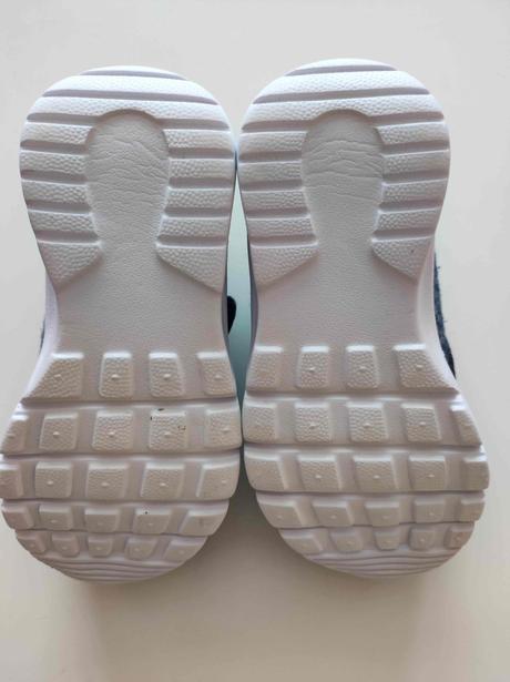 Dětské tenisky vel. 25, 25