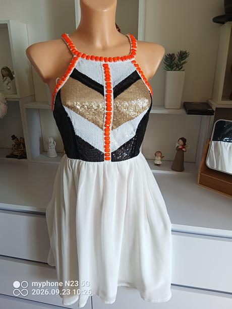 Šaty zn."xenia boutique" vel."8",