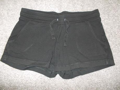 2x kraťasy / šortky, vel.152, h&m,152