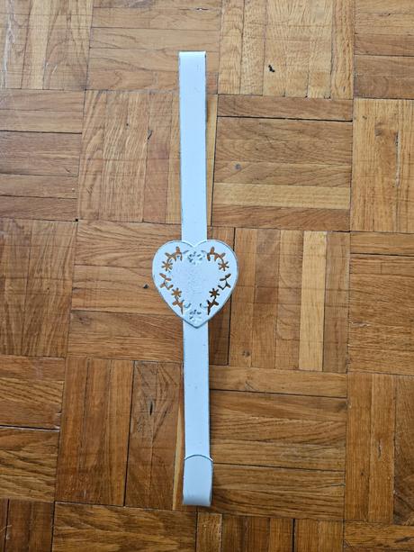 Věšák na dveře na venec, 