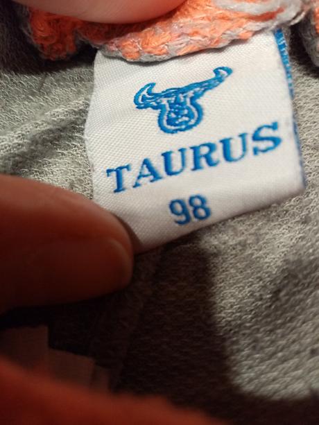 Kraťasy taurus vel. 98, 98