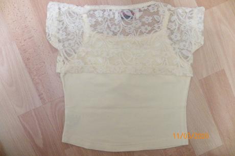 Tričko s krajkovým bolerkem, early days,80