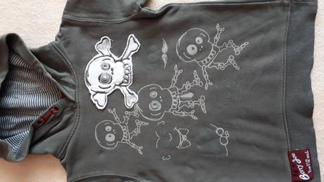 Dětská khaki mikina s lebkama, halloween, vel.110, 104