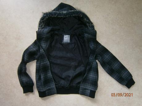 Bunda, vel. 140 + čepice zdarma, 140