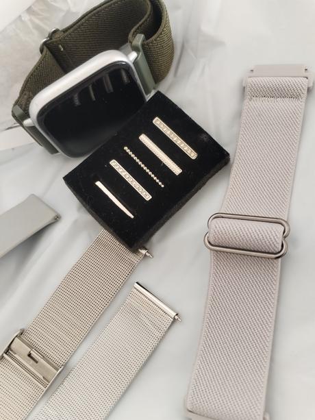 Chytré hodinky minimálně použité, 