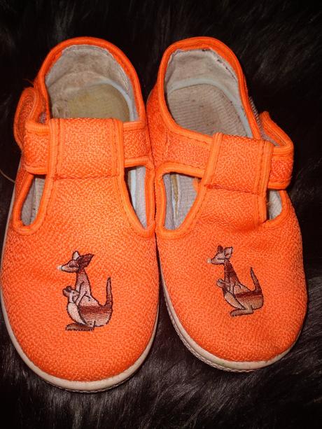 Dětské papuče klokani vel. 24, vn.stélka 16 cm, 24