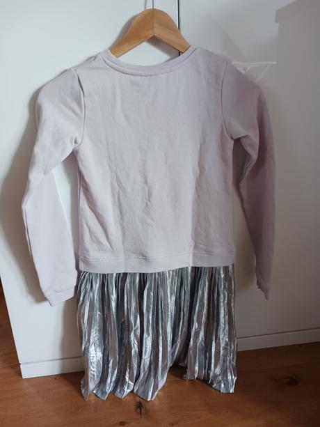 Lol šatičky č.134/140, 134