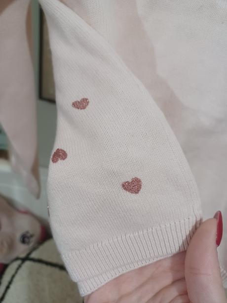 Srdíčkový svetr, pepco,134
