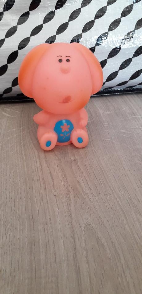 1439 - retro pískací hračka,