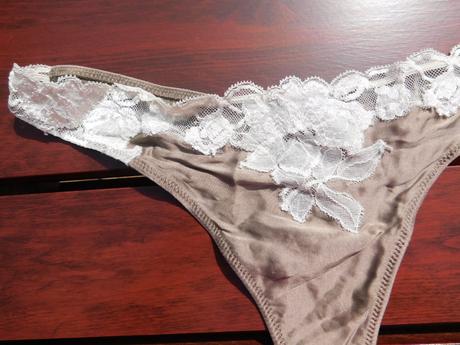 Dámská tanga, l