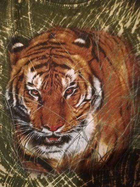 Tričko uni s tygrem vel. 10-12 let., 146