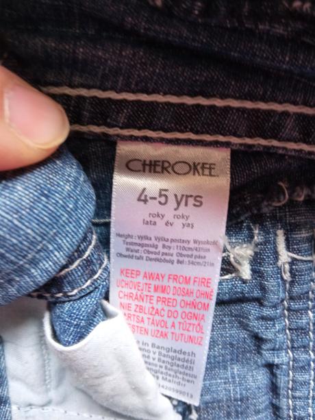 Riflové kraťasy, cherokee,110