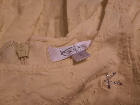 Žluté šatičky, 104