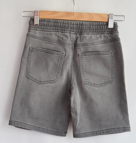 Kraťasy vel. 6 - 7 let, primark,122