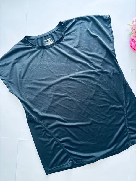 D38/ triko černé sportovní - v.xs zn. workout, xs