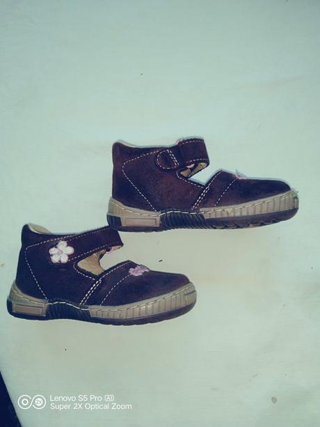 Dívčí boty, 22