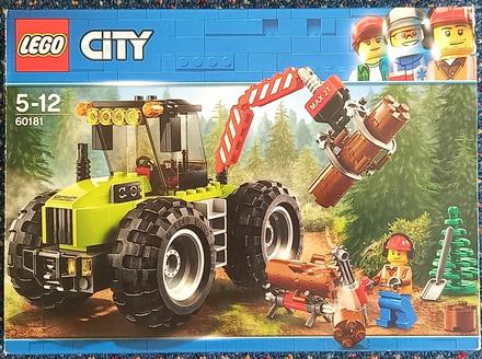 Lego city 60181 - forest tractor.,