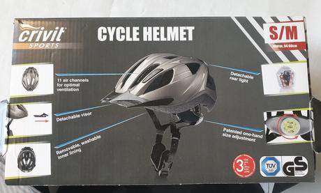 Helma cyklistická, na brusle, koloběžku,skateboard, s