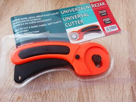 Univerzální řezák-řezací kolečko, 