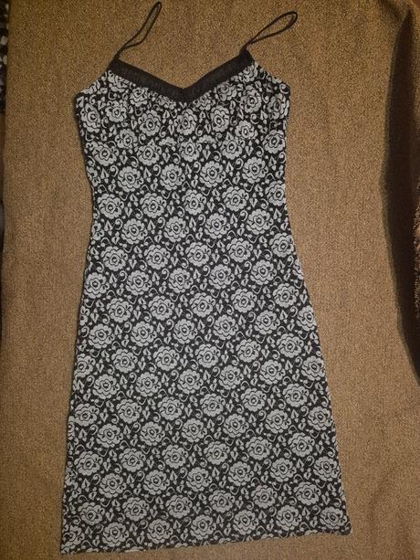 Dámské dlouhé šaty vel. 38, 38