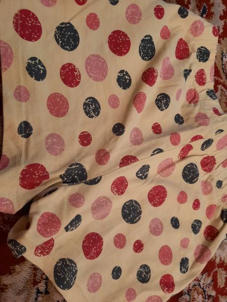 Puntíkaté kraťasy, lupilu,110