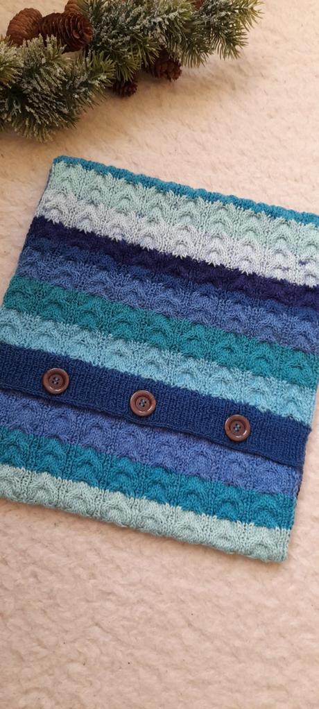 Copánkový pletený povlak ombré modrý tyrkys, 