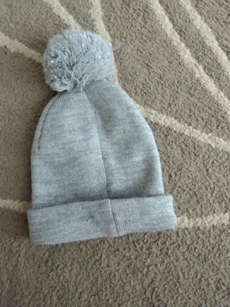 Čepice hello kitty a jiné, 116