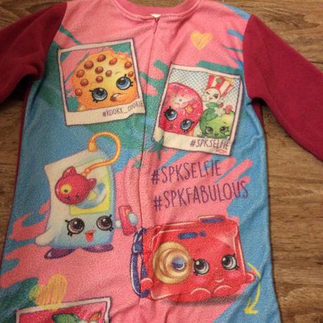 Teplý fleece overal/pyžamo ,,shopkins", matalan,116