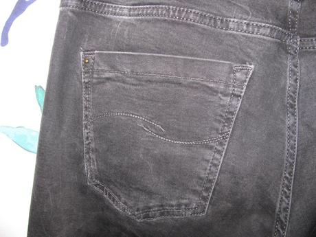 Černé elastické přiléhavé džíny ,slim, krátký sed, quiksilver,36