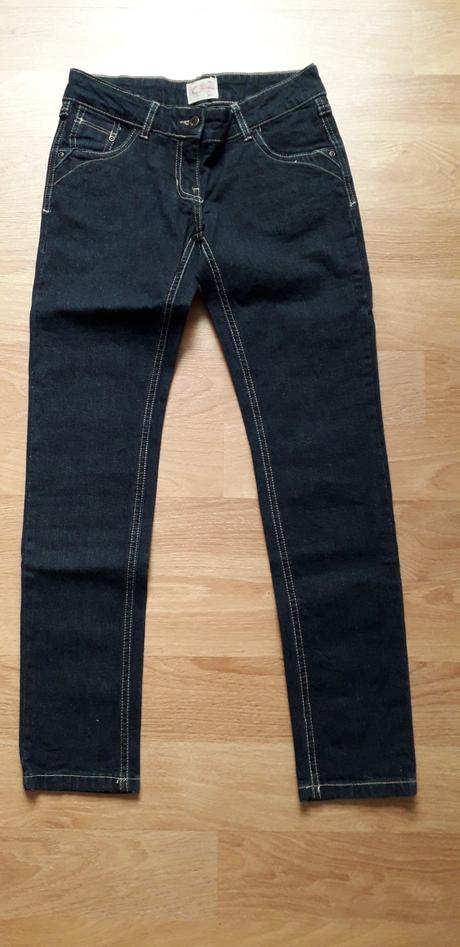 Džíny alive, alive,152