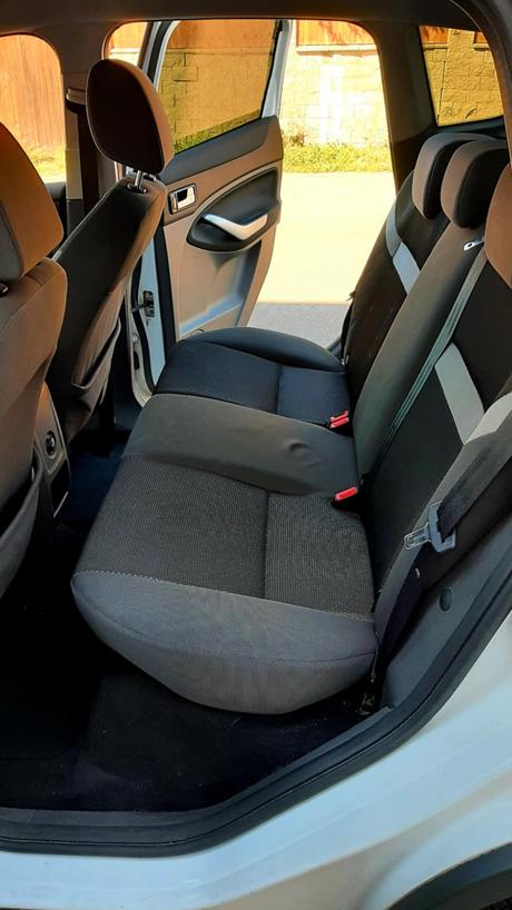 Ford kuga 2.0tdci,po servisu, tažné, ford