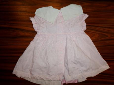 Krásné bílé šaty s růžovými puntíky, 92