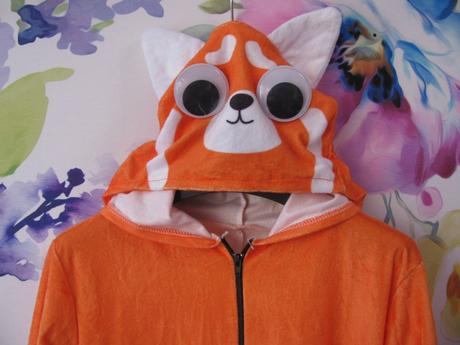 Kostým - overal s kapucí red panda,