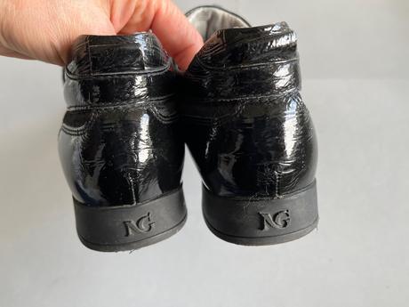 Černé lesklé elegant tenisky nero giardini vel 36, 36