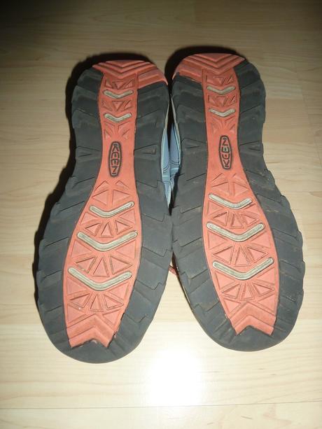 Dívčí boty tenisky keen vel. 38, keen,38