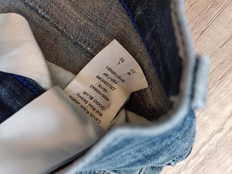 Mega balicek luxusni dziny guess a jine, guess,s