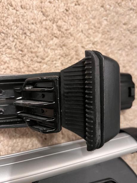 Nosič thule smartrack 125 cm, 