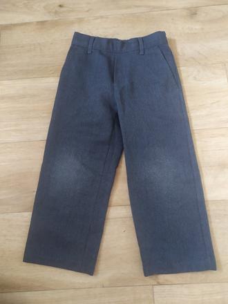 Společenské kalhoty, 104