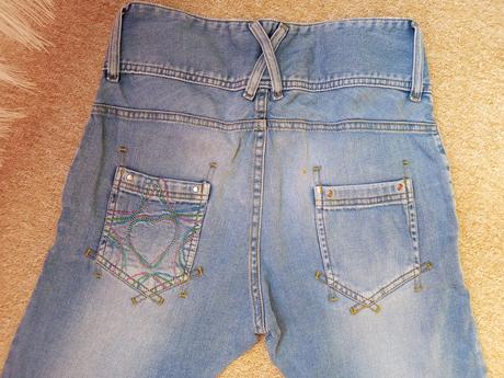 Baggy zn."endorfina" vel."34", 34