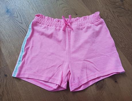 Kraťasy h&mč.110/116, h&m,110