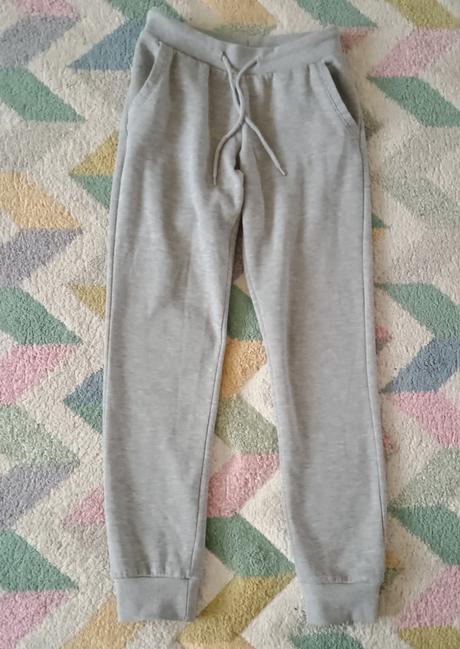 Krásné tepláky terranova vel. xs, terranova,xs