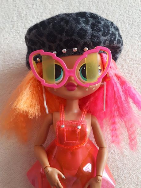 Lol velká ségra duhová panenka s malou panenkou,