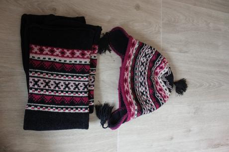 Čepice + šála, 98