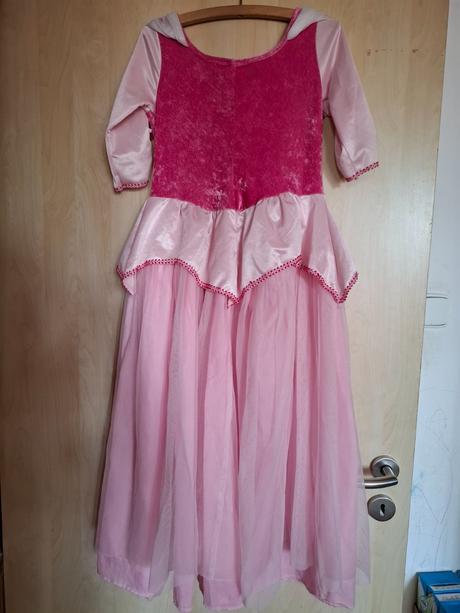 Princeznovské šaty vel 140/146/152, 140